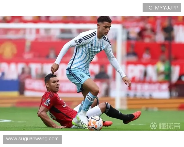 电讯报报道森林老板与球员沟通后数小时解雇戴奇引发热议